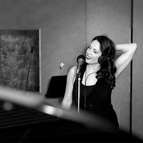 Montse FM (Cantante)