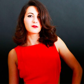 Irene Gellida (Voz & guitarra)
