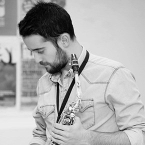 Bernardo Parrilla (Saxofón)